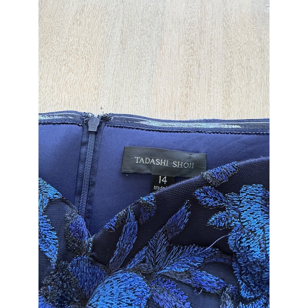 Tadashi Shoji Embroidered Floral Off-The-Shoulder Midi Dress Blue Black Size 14 - Picture 8 of 10